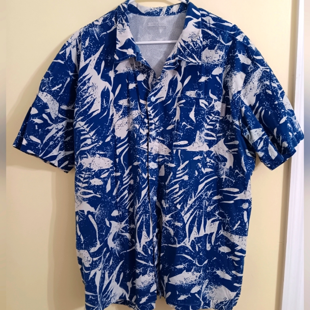 Columbia Professional Fishing Gear Button Down Shirt (XL)